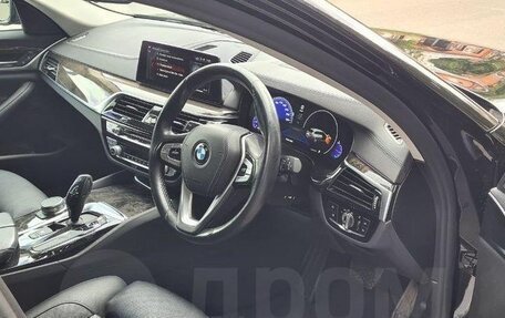 BMW 5 серия, 2018 год, 3 000 000 рублей, 15 фотография