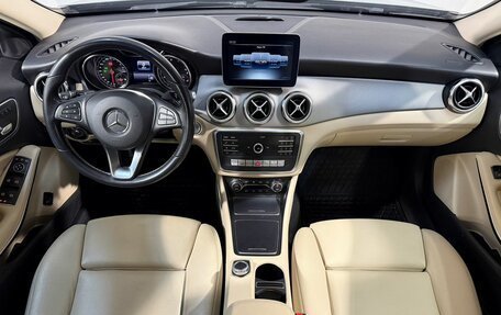 Mercedes-Benz GLA, 2019 год, 2 999 800 рублей, 9 фотография