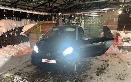 Smart Fortwo III, 2016 год, 1 250 000 рублей, 17 фотография