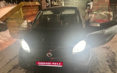 Smart Fortwo III, 2016 год, 1 250 000 рублей, 16 фотография