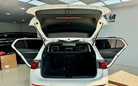 Volkswagen Golf VIII, 2021 год, 1 306 000 рублей, 7 фотография