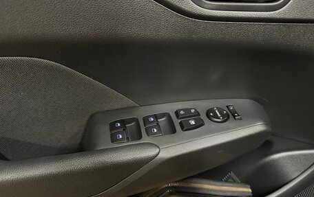 Hyundai Solaris II рестайлинг, 2018 год, 1 500 000 рублей, 7 фотография