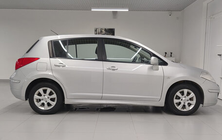 Nissan Tiida, 2010 год, 700 000 рублей, 5 фотография