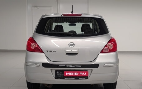 Nissan Tiida, 2010 год, 700 000 рублей, 7 фотография