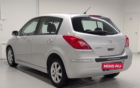 Nissan Tiida, 2010 год, 700 000 рублей, 8 фотография