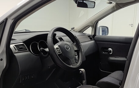 Nissan Tiida, 2010 год, 700 000 рублей, 20 фотография