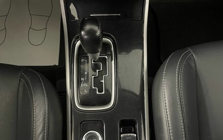 Mitsubishi Outlander III рестайлинг 3, 2019 год, 1 810 000 рублей, 13 фотография