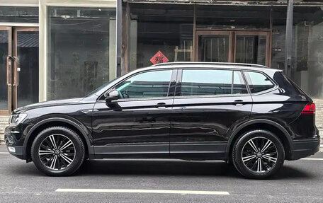 Volkswagen Tiguan II, 2021 год, 1 980 444 рублей, 7 фотография