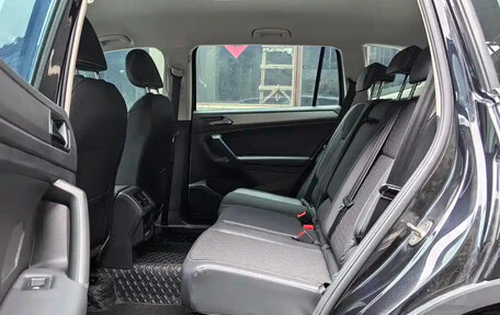 Volkswagen Tiguan II, 2021 год, 1 980 444 рублей, 11 фотография