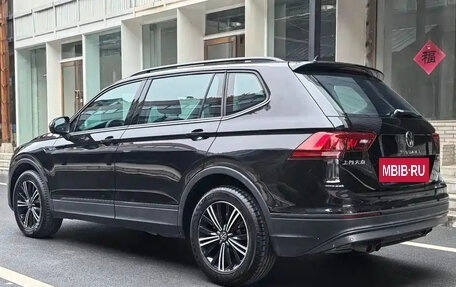 Volkswagen Tiguan II, 2021 год, 1 980 444 рублей, 4 фотография