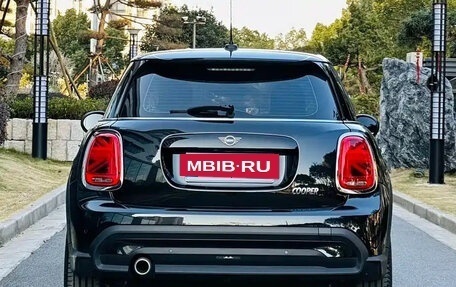 MINI Hatch, 2023 год, 2 150 000 рублей, 5 фотография