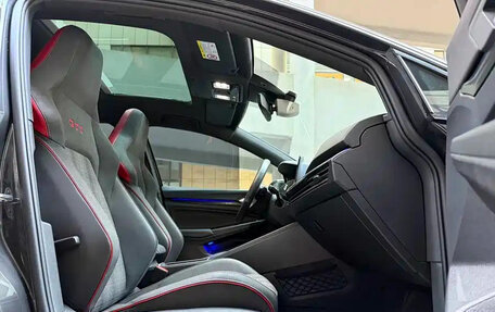 Volkswagen Golf GTI, 2023 год, 3 920 111 рублей, 6 фотография