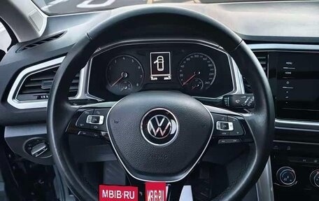 Volkswagen T-Roc I, 2022 год, 1 780 000 рублей, 13 фотография