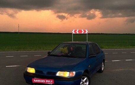 Nissan Sunny N14, 1995 год, 150 000 рублей, 5 фотография