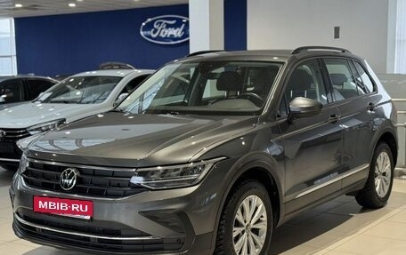 Volkswagen Tiguan II, 2021 год, 2 850 000 рублей, 1 фотография
