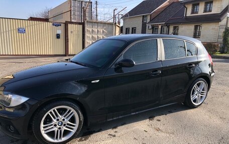 BMW 1 серия, 2007 год, 450 000 рублей, 2 фотография