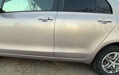 Toyota Vitz, 2009 год, 500 000 рублей, 18 фотография