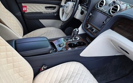 Bentley Bentayga I, 2016 год, 11 500 000 рублей, 9 фотография