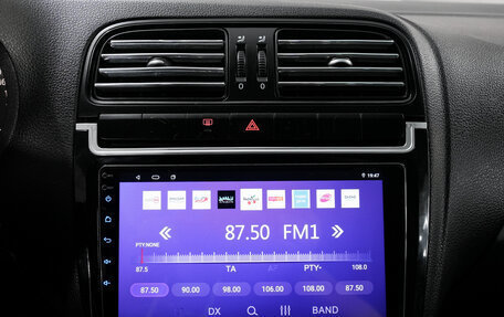 Volkswagen Polo VI (EU Market), 2015 год, 1 065 000 рублей, 19 фотография