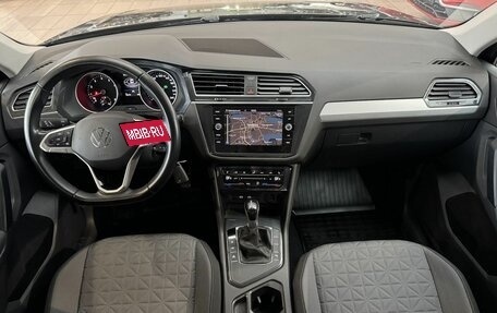 Volkswagen Tiguan II, 2021 год, 2 850 000 рублей, 10 фотография