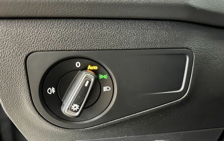 Volkswagen Tiguan II, 2021 год, 2 850 000 рублей, 24 фотография