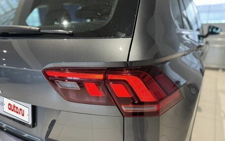 Volkswagen Tiguan II, 2021 год, 2 850 000 рублей, 28 фотография