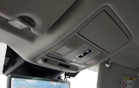 Land Rover Range Rover Evoque II, 2020 год, 2 460 000 рублей, 14 фотография