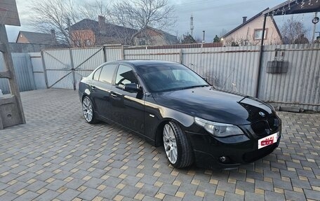 BMW 5 серия, 2007 год, 1 300 000 рублей, 2 фотография