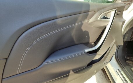 Opel Astra J, 2013 год, 1 075 000 рублей, 19 фотография