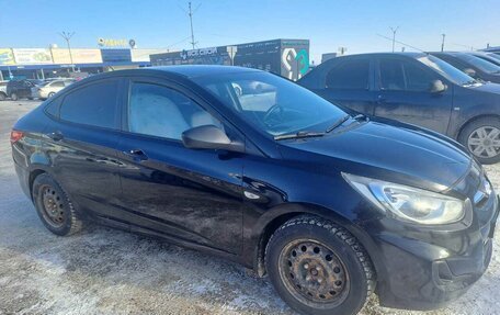 Hyundai Solaris II рестайлинг, 2012 год, 530 000 рублей, 2 фотография