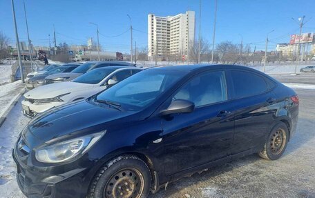Hyundai Solaris II рестайлинг, 2012 год, 530 000 рублей, 4 фотография