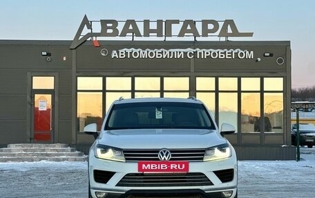 Volkswagen Touareg III, 2015 год, 2 700 000 рублей, 8 фотография