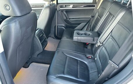 Volkswagen Touareg III, 2015 год, 2 700 000 рублей, 21 фотография