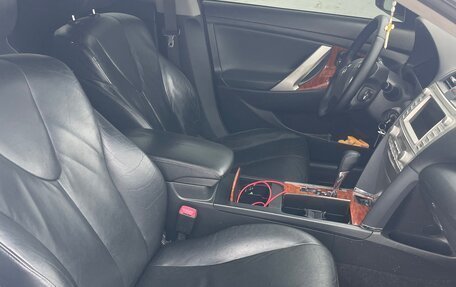 Toyota Camry, 2010 год, 1 450 000 рублей, 10 фотография