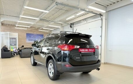 Toyota RAV4, 2013 год, 1 899 999 рублей, 4 фотография