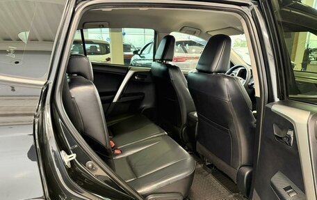 Toyota RAV4, 2013 год, 1 899 999 рублей, 18 фотография