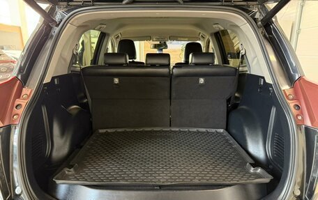 Toyota RAV4, 2013 год, 1 899 999 рублей, 19 фотография