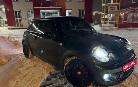 MINI Hatch, 2011 год, 1 330 000 рублей, 11 фотография
