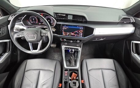 Audi Q3, 2022 год, 2 850 000 рублей, 6 фотография