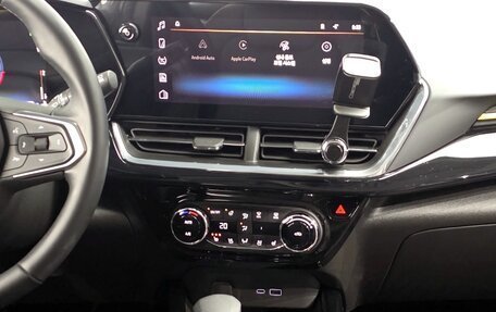 Chevrolet Trax, 2024 год, 2 500 000 рублей, 8 фотография