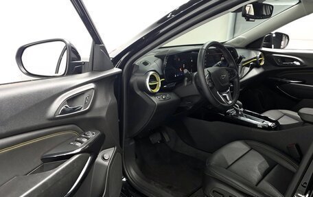 Chevrolet Trax, 2024 год, 2 500 000 рублей, 13 фотография