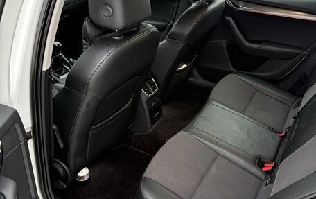 Skoda Octavia, 2017 год, 1 850 000 рублей, 8 фотография