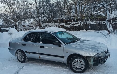 Mitsubishi Carisma I, 2001 год, 120 000 рублей, 2 фотография