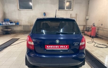 Skoda Fabia II, 2012 год, 450 000 рублей, 2 фотография