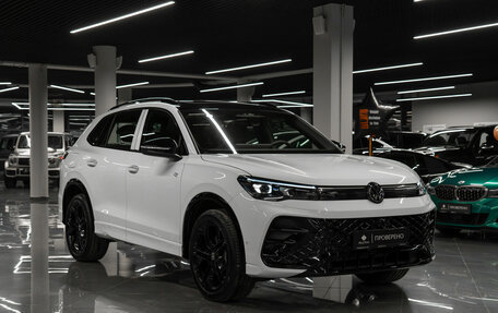 Volkswagen Tiguan, 2025 год, 5 015 000 рублей, 2 фотография