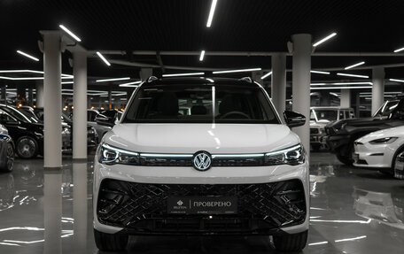 Volkswagen Tiguan, 2025 год, 5 015 000 рублей, 3 фотография
