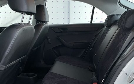 Skoda Rapid I, 2015 год, 955 000 рублей, 13 фотография