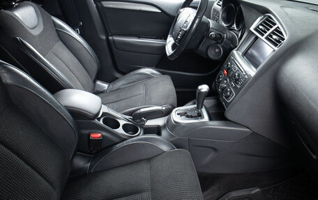 Citroen C4 II рестайлинг, 2011 год, 649 000 рублей, 16 фотография