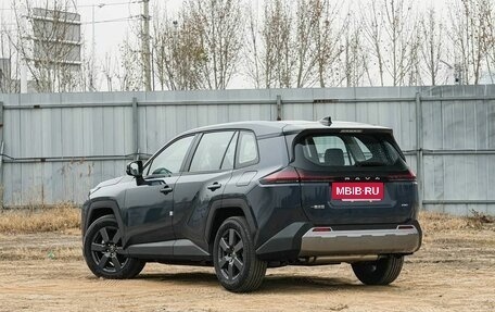 Toyota RAV4, 2025 год, 4 800 000 рублей, 5 фотография