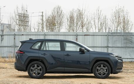 Toyota RAV4, 2025 год, 4 800 000 рублей, 8 фотография
